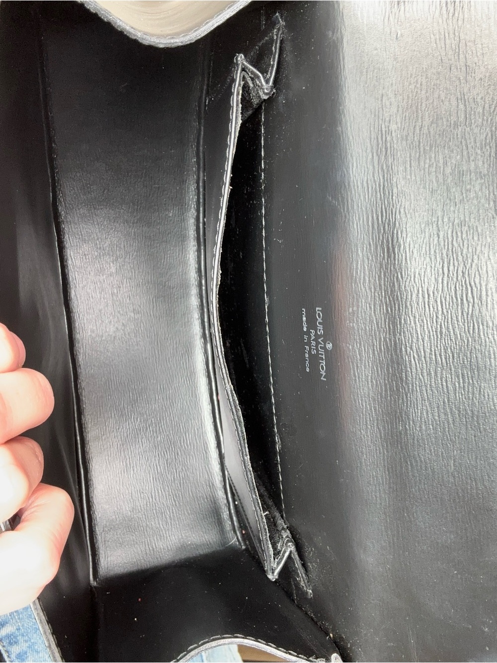 Louis Vuitton Vintage Tilsitt Black Epi Leather Shoulder Bag 1991 w:/ COA - Picture 14 of 15